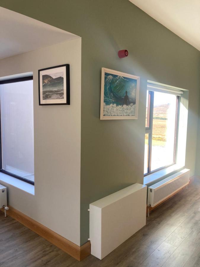 Achill Surf Centre Hostel Bellanasally ภายนอก รูปภาพ